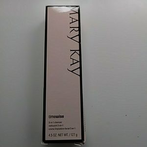 Mary Kay 3 in one cleanser